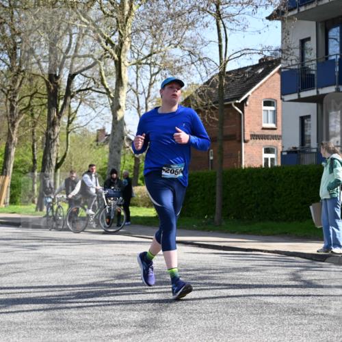 12.04.2026 - 45. Internationalen Wilhelmsburger Insellauf J. Mangold http://msf.ph/oto/9468232 12.04.2026 11:08:54 Ziel 0000, 2142, 4371, 3748, 3701, 2050, 4406, 3169, 2699, 3005, 5629, 2620, 2601, 4485, 3333, 2612, 3382, 4081, 3383, 2238 meine-sportfotos.de