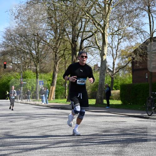 12.04.2026 - 45. Internationalen Wilhelmsburger Insellauf J. Mangold http://msf.ph/oto/9468298 12.04.2026 11:09:03 Ziel 4371, 3748, 3701, 2050, 4406, 3169, 2699, 3005, 5629, 2620, 2601, 4485, 3333, 2612, 2612, 3382, 4081, 3383, 2238, 2321 meine-sportfotos.de