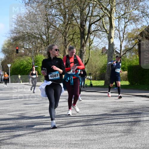 12.04.2026 - 45. Internationalen Wilhelmsburger Insellauf J. Mangold http://msf.ph/oto/9468330 12.04.2026 11:09:24 Ziel 4485, 3333, 2612, 3382, 4081, 3383, 2238, 2321, 5367, 3688, 4080, 3335, 3833, 4251 meine-sportfotos.de
