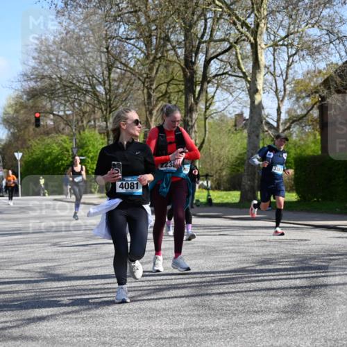 12.04.2026 - 45. Internationalen Wilhelmsburger Insellauf J. Mangold http://msf.ph/oto/9468332 12.04.2026 11:09:24 Ziel 4485, 3333, 2612, 3382, 4081, 3383, 2238, 2321, 5367, 3688, 4080, 3335, 3833, 4251 meine-sportfotos.de