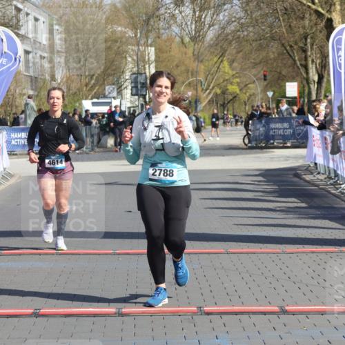 12.04.2026 - 45. Internationalen Wilhelmsburger Insellauf Strokosch-Dieckow http://msf.ph/oto/9468419 12.04.2026 11:20:13 Ziel 2788, 4614 meine-sportfotos.de