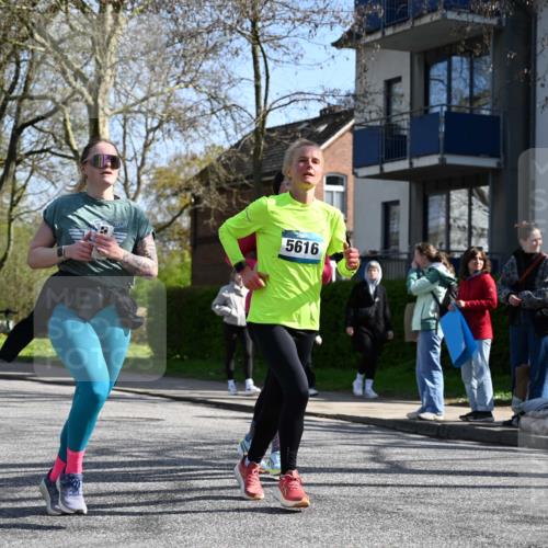 12.04.2026 - 45. Internationalen Wilhelmsburger Insellauf J. Mangold http://msf.ph/oto/9468693 12.04.2026 11:11:04 Ziel 2320, 5616, 2548, 2673, 2326, 4633, 2867, 2867, 3658, 2868, 3758, 4252, 4744, 4430, 2644, 3112, 2725, 2770 meine-sportfotos.de