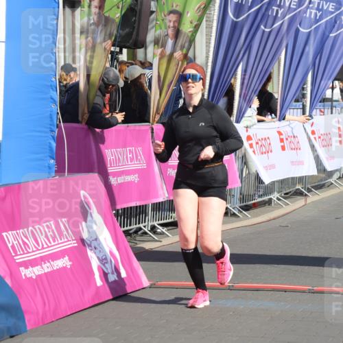 12.04.2026 - 45. Internationalen Wilhelmsburger Insellauf Strokosch-Dieckow http://msf.ph/oto/9468694 12.04.2026 11:21:11 Ziel 3873 meine-sportfotos.de