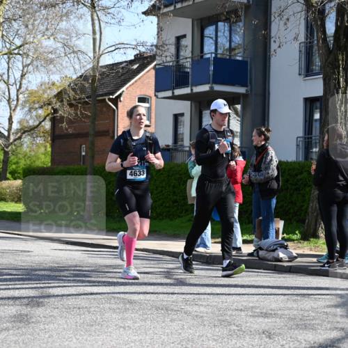 12.04.2026 - 45. Internationalen Wilhelmsburger Insellauf J. Mangold http://msf.ph/oto/9468698 12.04.2026 11:11:12 Ziel 2320, 5616, 2548, 2673, 2326, 4633, 2867, 3658, 2868, 3758, 4252, 4744, 4430, 2644, 4430, 2644, 3112, 2725, 2770, 3029, 3028 meine-sportfotos.de