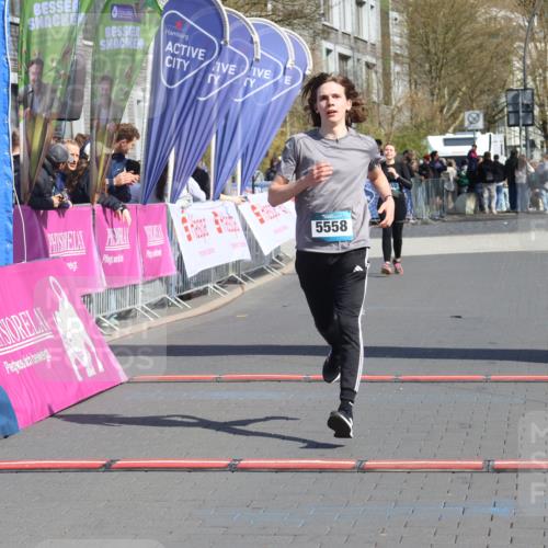 12.04.2026 - 45. Internationalen Wilhelmsburger Insellauf Strokosch-Dieckow http://msf.ph/oto/9468746 12.04.2026 11:21:26 Ziel 5558 meine-sportfotos.de