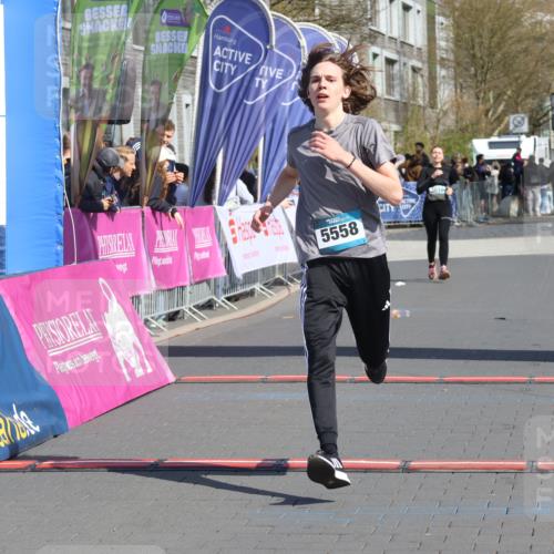 12.04.2026 - 45. Internationalen Wilhelmsburger Insellauf Strokosch-Dieckow http://msf.ph/oto/9468767 12.04.2026 11:21:27 Ziel 5558 meine-sportfotos.de