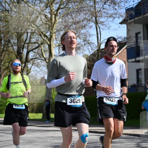 12.04.2026 - 45. Internationalen Wilhelmsburger Insellauf J. Mangold http://msf.ph/oto/9468795 12.04.2026 11:11:45 Ziel 4430, 2644, 3112, 2725, 2770, 3029, 3028, 3751, 4920, 3046, 2817, 2916, 4971, 2489, 3844, 2489, 3844, 5741, 2668, 2816, 2918, 3589, 2135 meine-sportfotos.de