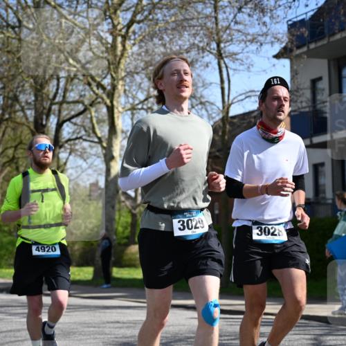 12.04.2026 - 45. Internationalen Wilhelmsburger Insellauf J. Mangold http://msf.ph/oto/9468797 12.04.2026 11:11:45 Ziel 4430, 2644, 3112, 2725, 2770, 3029, 3028, 3751, 4920, 3046, 2817, 2916, 4971, 2489, 3844, 2489, 3844, 5741, 2668, 2816, 2918, 3589, 2135 meine-sportfotos.de