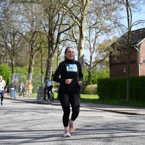12.04.2026 - 45. Internationalen Wilhelmsburger Insellauf J. Mangold http://msf.ph/oto/9468851 12.04.2026 11:12:02 Ziel 3751, 4920, 3046, 2817, 2916, 4971, 2489, 3844, 5741, 2668, 2816, 2918, 3589, 2135, 2435, 3517, 2739, 3003, 2753 meine-sportfotos.de