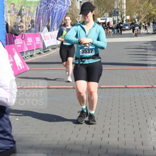 12.04.2026 - 45. Internationalen Wilhelmsburger Insellauf Strokosch-Dieckow http://msf.ph/oto/9468866 12.04.2026 11:21:56 Ziel 3537, 3205 meine-sportfotos.de