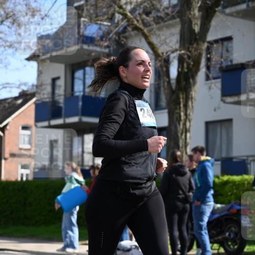 12.04.2026 - 45. Internationalen Wilhelmsburger Insellauf J. Mangold http://msf.ph/oto/9468876 12.04.2026 11:12:04 Ziel 4920, 3046, 2817, 2916, 4971, 2489, 3844, 5741, 2668, 2816, 2918, 2918, 3589, 2135, 2435, 3517, 2739, 3003, 2753, 2272 meine-sportfotos.de