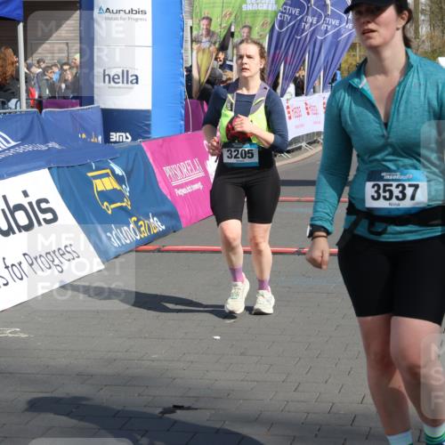 12.04.2026 - 45. Internationalen Wilhelmsburger Insellauf Strokosch-Dieckow http://msf.ph/oto/9468878 12.04.2026 11:21:57 Ziel 3537, 3205 meine-sportfotos.de