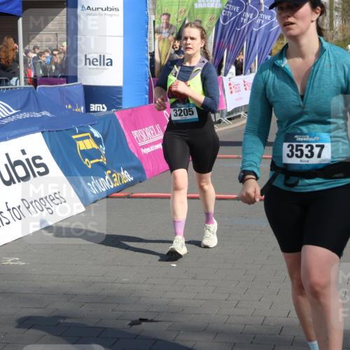12.04.2026 - 45. Internationalen Wilhelmsburger Insellauf Strokosch-Dieckow http://msf.ph/oto/9468883 12.04.2026 11:21:57 Ziel 3537, 3205 meine-sportfotos.de