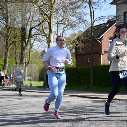 12.04.2026 - 45. Internationalen Wilhelmsburger Insellauf J. Mangold http://msf.ph/oto/9468885 12.04.2026 11:12:08 Ziel 3046, 2817, 2916, 4971, 2489, 3844, 5741, 2668, 2816, 2918, 3589, 2135, 2135, 2435, 3517, 3517, 2739, 3003, 2753, 2272, 3718, 3405 meine-sportfotos.de