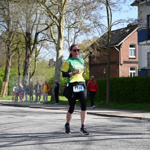 12.04.2026 - 45. Internationalen Wilhelmsburger Insellauf J. Mangold http://msf.ph/oto/9468904 12.04.2026 11:12:17 Ziel 4971, 2489, 3844, 5741, 2668, 2816, 2918, 3589, 2135, 2435, 3517, 2739, 3003, 2753, 2272, 3718, 3405, 3718, 3405 meine-sportfotos.de
