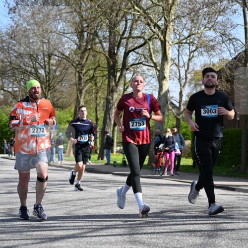 12.04.2026 - 45. Internationalen Wilhelmsburger Insellauf J. Mangold http://msf.ph/oto/9468957 12.04.2026 11:12:32 Ziel 2135, 2435, 3517, 2739, 3003, 2753, 2272, 3718, 3405, 3714, 3703 meine-sportfotos.de