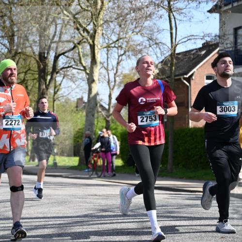 12.04.2026 - 45. Internationalen Wilhelmsburger Insellauf J. Mangold http://msf.ph/oto/9468974 12.04.2026 11:12:33 Ziel 2135, 2435, 3517, 2739, 3003, 2753, 2272, 3718, 3405, 3714, 3703 meine-sportfotos.de