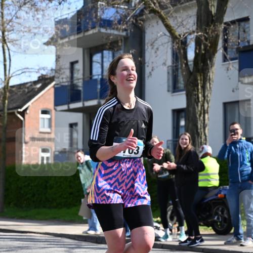 12.04.2026 - 45. Internationalen Wilhelmsburger Insellauf J. Mangold http://msf.ph/oto/9469056 12.04.2026 11:13:06 Ziel 3714, 3703, 3092, 3155, 2527, 2526 meine-sportfotos.de
