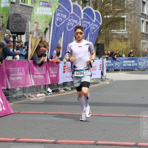12.04.2026 - 45. Internationalen Wilhelmsburger Insellauf Strokosch-Dieckow http://msf.ph/oto/9469181 12.04.2026 12:49:50 Ziel 5566, 3816 meine-sportfotos.de