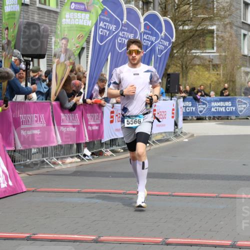 12.04.2026 - 45. Internationalen Wilhelmsburger Insellauf Strokosch-Dieckow http://msf.ph/oto/9469192 12.04.2026 12:49:50 Ziel 5566, 3816 meine-sportfotos.de