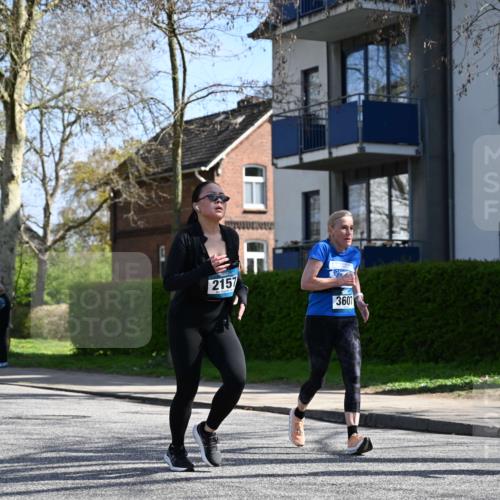 12.04.2026 - 45. Internationalen Wilhelmsburger Insellauf J. Mangold http://msf.ph/oto/9469275 12.04.2026 11:15:02 Ziel 3508, 2165, 2510, 3681, 2157, 2993, 2137, 3607, 3607, 2561 meine-sportfotos.de