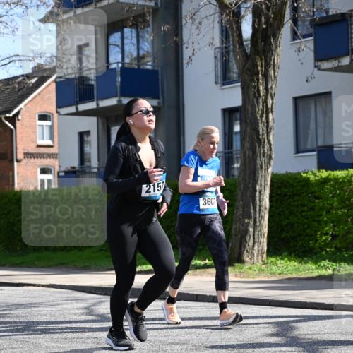 12.04.2026 - 45. Internationalen Wilhelmsburger Insellauf J. Mangold http://msf.ph/oto/9469287 12.04.2026 11:15:03 Ziel 3508, 2165, 2510, 3681, 2157, 2993, 2137, 3607, 2561 meine-sportfotos.de