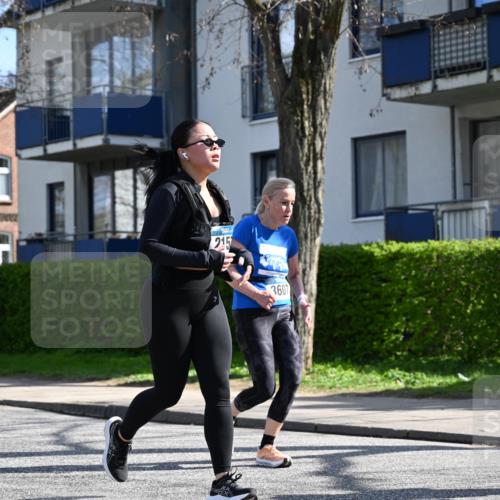 12.04.2026 - 45. Internationalen Wilhelmsburger Insellauf J. Mangold http://msf.ph/oto/9469290 12.04.2026 11:15:03 Ziel 3508, 2165, 2510, 3681, 2157, 2993, 2137, 3607, 2561 meine-sportfotos.de