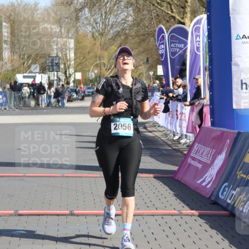 12.04.2026 - 45. Internationalen Wilhelmsburger Insellauf Strokosch-Dieckow http://msf.ph/oto/9469297 12.04.2026 11:23:00 Ziel 2056 meine-sportfotos.de