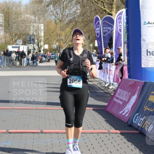12.04.2026 - 45. Internationalen Wilhelmsburger Insellauf Strokosch-Dieckow http://msf.ph/oto/9469319 12.04.2026 11:23:01 Ziel 2056 meine-sportfotos.de