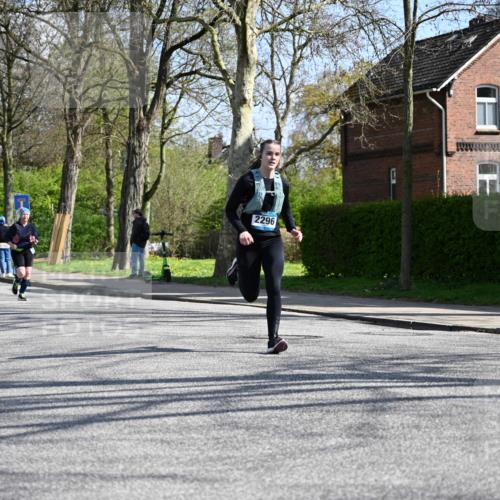 12.04.2026 - 45. Internationalen Wilhelmsburger Insellauf J. Mangold http://msf.ph/oto/9469358 12.04.2026 11:16:14 Ziel 2467, 2468, 2296, 4497, 3543, 3543, 2329, 5756, 5756, 3891, 4590, 2828, 2823 meine-sportfotos.de