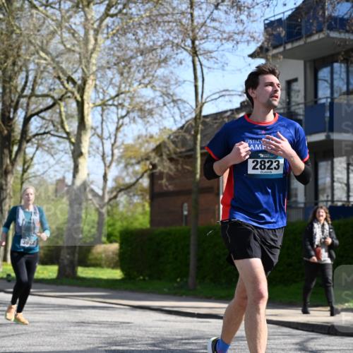 12.04.2026 - 45. Internationalen Wilhelmsburger Insellauf J. Mangold http://msf.ph/oto/9469421 12.04.2026 11:16:49 Ziel 5756, 3891, 4590, 2828, 2823, 3622, 3080, 2597, 4136 meine-sportfotos.de