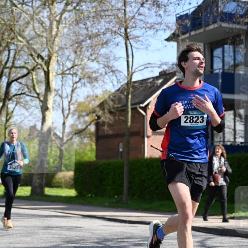 12.04.2026 - 45. Internationalen Wilhelmsburger Insellauf J. Mangold http://msf.ph/oto/9469423 12.04.2026 11:16:49 Ziel 5756, 3891, 4590, 2828, 2823, 3622, 3080, 2597, 4136 meine-sportfotos.de