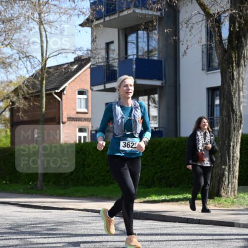 12.04.2026 - 45. Internationalen Wilhelmsburger Insellauf J. Mangold http://msf.ph/oto/9469442 12.04.2026 11:16:51 Ziel 5756, 3891, 4590, 2828, 2823, 3622, 3080, 2597, 4136 meine-sportfotos.de