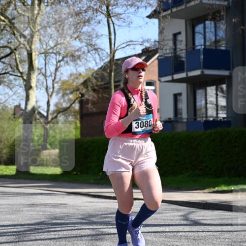 12.04.2026 - 45. Internationalen Wilhelmsburger Insellauf J. Mangold http://msf.ph/oto/9469472 12.04.2026 11:17:04 Ziel 3622, 3080, 2597, 4136, 2419, 2420, 2312, 2241 meine-sportfotos.de