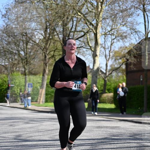 12.04.2026 - 45. Internationalen Wilhelmsburger Insellauf J. Mangold http://msf.ph/oto/9469501 12.04.2026 11:17:17 Ziel 3080, 2597, 4136, 2419, 2420, 2312, 2241, 5309, 3944, 5309, 3944, 3398, 2807, 4191 meine-sportfotos.de