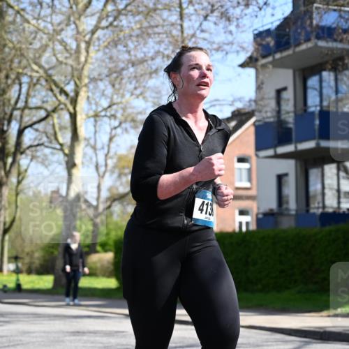 12.04.2026 - 45. Internationalen Wilhelmsburger Insellauf J. Mangold http://msf.ph/oto/9469516 12.04.2026 11:17:18 Ziel 2597, 4136, 2419, 2420, 2312, 2241, 5309, 3944, 3398, 3398, 2807, 4191 meine-sportfotos.de