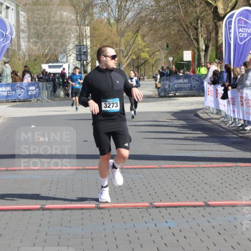 12.04.2026 - 45. Internationalen Wilhelmsburger Insellauf Strokosch-Dieckow http://msf.ph/oto/9469556 12.04.2026 11:23:51 Ziel 3273 meine-sportfotos.de