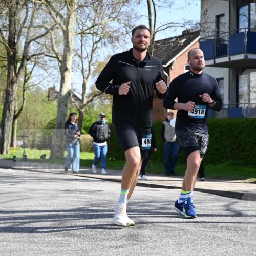 12.04.2026 - 45. Internationalen Wilhelmsburger Insellauf J. Mangold http://msf.ph/oto/9469608 12.04.2026 11:18:00 Ziel 2807, 4191, 4786, 3435, 2240, 5700, 4902, 4918, 2806, 4582, 4586, 2385 meine-sportfotos.de
