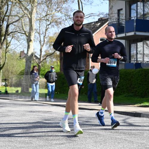 12.04.2026 - 45. Internationalen Wilhelmsburger Insellauf J. Mangold http://msf.ph/oto/9469610 12.04.2026 11:18:00 Ziel 2807, 4191, 4786, 3435, 2240, 5700, 4902, 4918, 2806, 4582, 4586, 2385 meine-sportfotos.de