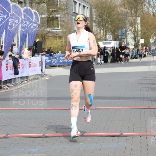 12.04.2026 - 45. Internationalen Wilhelmsburger Insellauf Strokosch-Dieckow http://msf.ph/oto/9469685 12.04.2026 12:50:36 Ziel 5280, 5483 meine-sportfotos.de