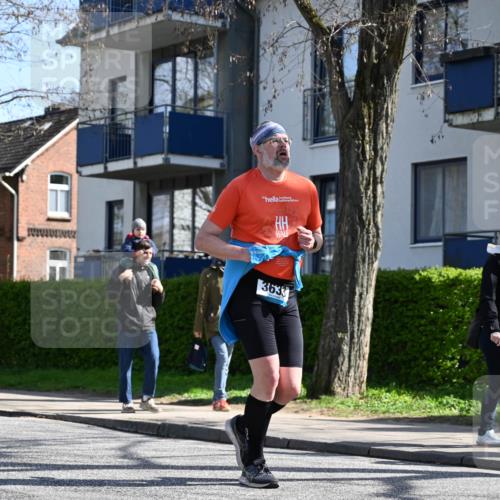 12.04.2026 - 45. Internationalen Wilhelmsburger Insellauf J. Mangold http://msf.ph/oto/9469708 12.04.2026 11:18:31 Ziel 2806, 4582, 4586, 2385, 3633, 3096, 3421, 2322, 4148, 4147, 3104, 4151, 2960 meine-sportfotos.de