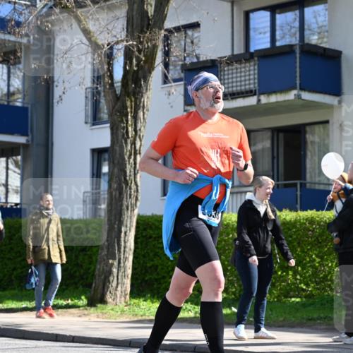 12.04.2026 - 45. Internationalen Wilhelmsburger Insellauf J. Mangold http://msf.ph/oto/9469718 12.04.2026 11:18:31 Ziel 2806, 4582, 4586, 2385, 3633, 3096, 3421, 2322, 4148, 4147, 3104, 4151, 2960 meine-sportfotos.de