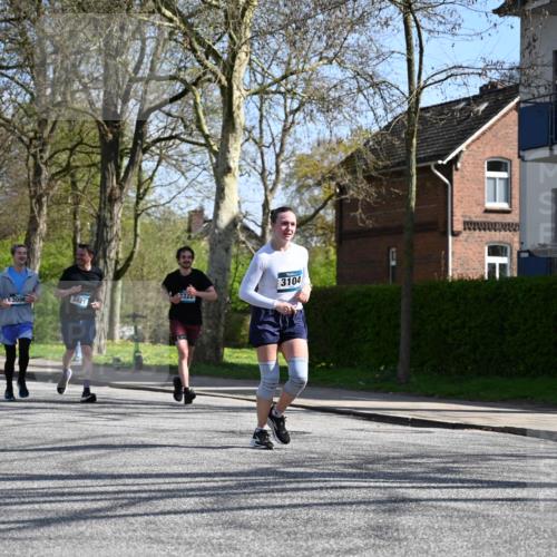 12.04.2026 - 45. Internationalen Wilhelmsburger Insellauf J. Mangold http://msf.ph/oto/9469729 12.04.2026 11:18:35 Ziel 2806, 4582, 4586, 2385, 3633, 3096, 3421, 2322, 4148, 4147, 3104, 4151, 2960, 2471 meine-sportfotos.de