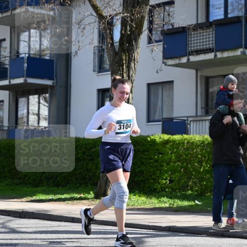 12.04.2026 - 45. Internationalen Wilhelmsburger Insellauf J. Mangold http://msf.ph/oto/9469768 12.04.2026 11:18:37 Ziel 4582, 4586, 2385, 3633, 3096, 3421, 2322, 4148, 4147, 3104, 4151, 2960, 2471 meine-sportfotos.de