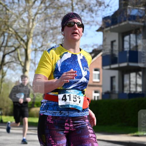 12.04.2026 - 45. Internationalen Wilhelmsburger Insellauf J. Mangold http://msf.ph/oto/9469849 12.04.2026 11:18:43 Ziel 3633, 3096, 3421, 2322, 4148, 4147, 3104, 4151, 2960, 2471, 2226 meine-sportfotos.de