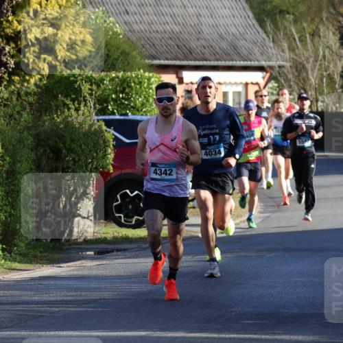 12.04.2026 - 45. Internationalen Wilhelmsburger Insellauf Yannick Fuchs http://msf.ph/oto/9469852 12.04.2026 08:53:57 Laufen 4342, 17, 4034, 408, 5592 meine-sportfotos.de