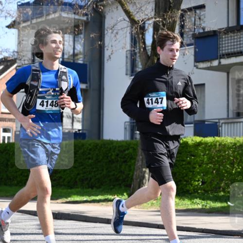 12.04.2026 - 45. Internationalen Wilhelmsburger Insellauf J. Mangold http://msf.ph/oto/9469879 12.04.2026 11:18:45 Ziel 3633, 3096, 3421, 2322, 4148, 4147, 3104, 4151, 2960, 2471, 2226, 5571 meine-sportfotos.de