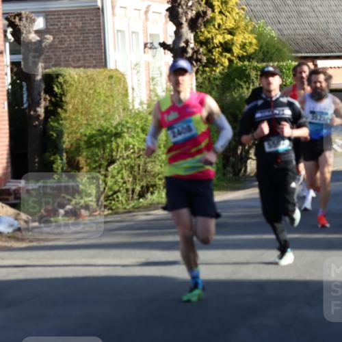 12.04.2026 - 45. Internationalen Wilhelmsburger Insellauf Yannick Fuchs http://msf.ph/oto/9469908 12.04.2026 08:54:04 Laufen 2408 meine-sportfotos.de