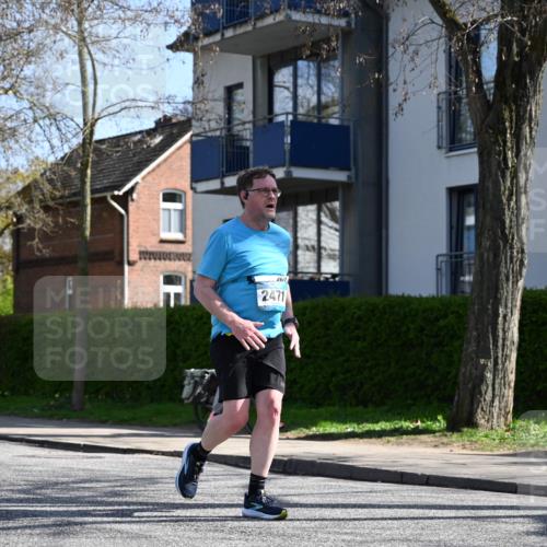 12.04.2026 - 45. Internationalen Wilhelmsburger Insellauf J. Mangold http://msf.ph/oto/9469937 12.04.2026 11:19:05 Ziel 4151, 2960, 2471, 2226, 5571, 5035, 4520, 3124, 3123, 2581 meine-sportfotos.de