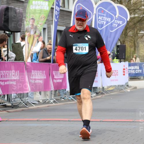 12.04.2026 - 45. Internationalen Wilhelmsburger Insellauf Strokosch-Dieckow http://msf.ph/oto/9469989 12.04.2026 13:39:28 Ziel 4701 meine-sportfotos.de